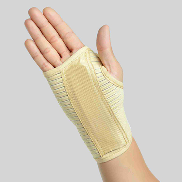 Wrist Splint Right 4[Xl] Dyna product available at family pharmacy online buy now at qatar doha